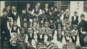 СНИМКИ Лазарки от с Боженци