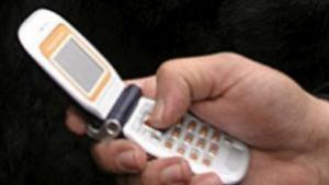 Възрастна жена даде 2000 лв на телефонни измамници