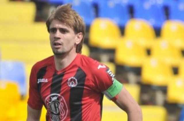 Локо София без Бранеков, Маркиньос и Костадинов за мача с Монтана