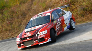 Двама пилоти на Мегапорт Рейсинг с полпозишън на Писта Велико