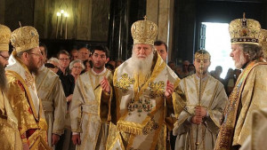 Патриарх Неофит оглави литургията за Цветница