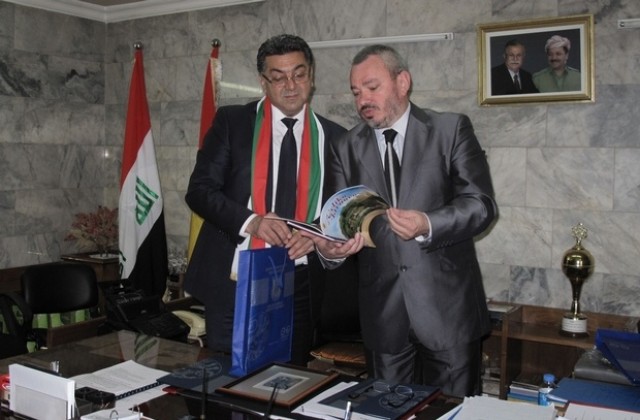 Делегация на ВТУ подписа договор за сътрудничество с университет в Ирак