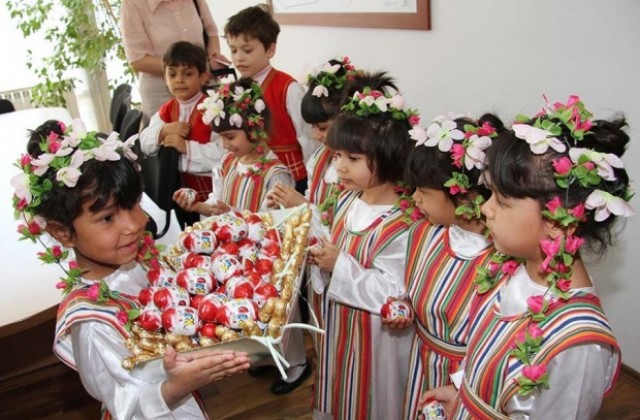 Деца от дом „Незабравка“ гостуваха в Община Стара Загора