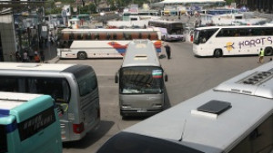 Пускат допълнителни автобуси от столичната автогара за празниците