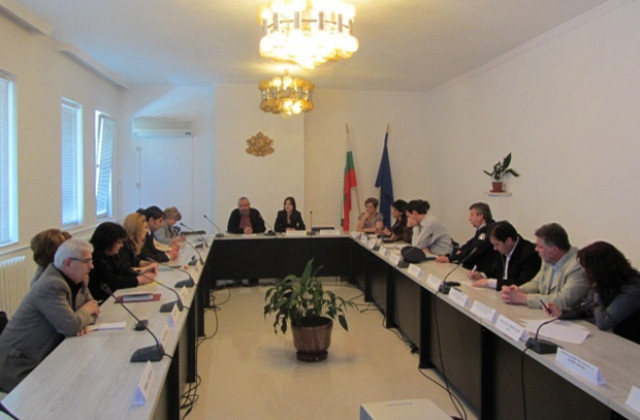 Предстоящите избори коментирани на антикорупционен форум