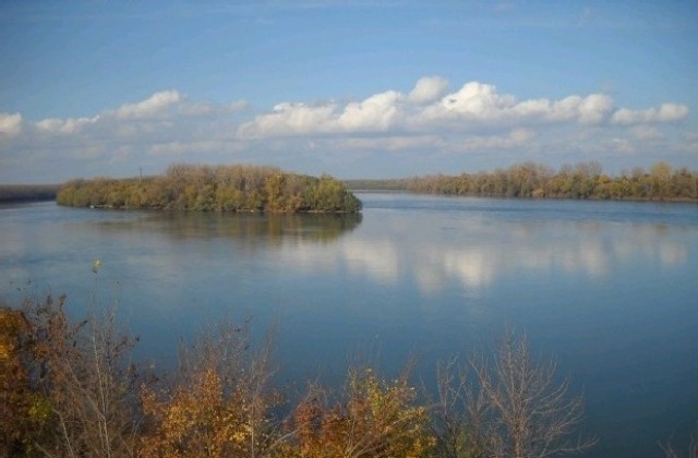 Младежи влизат в надпревара за лого на Басейнова дирекция