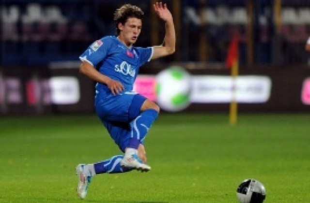 ВИДЕО: Сашо Тонев и Лех Познан останаха в битката за титлата след минимална победа