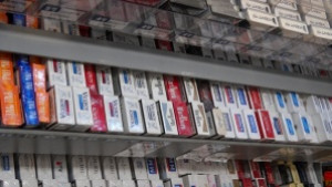 2480 кутии контрабанда засече рентген