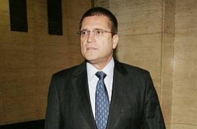 Николай Цонев призовава Цветанов да напусне политическия живот