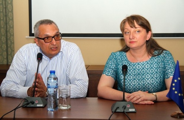 Лидерът на ДСБ Иван Костов: Имаме най-красивата и умна листа в Хасково