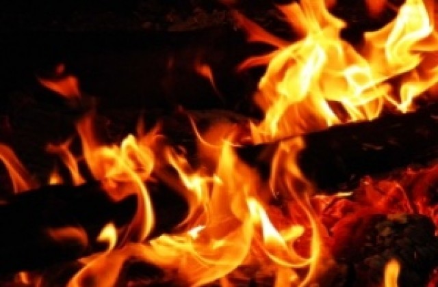 38-годишен загина при пожар в „Изгрев“