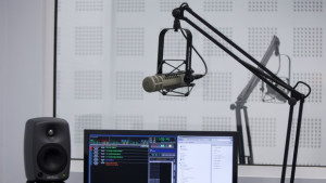 Националната радио верига България он ер влиза в ефира на