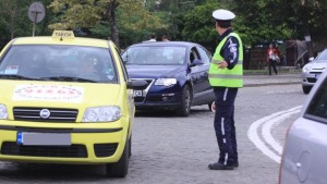 BMW засечено с над 200 км ч три пъти за