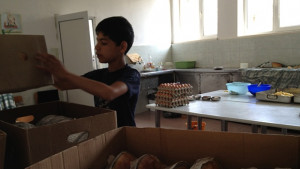 ГЕРБ Враца с великденско дарение за социалните домове и трапезариите