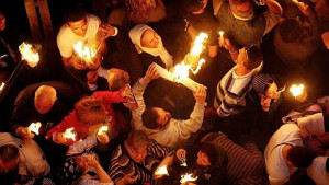 Благодатният огън слезе на земята
