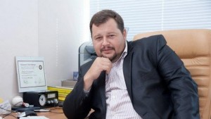 Стефан Цинцарски Потежък съм от Бойко Борисов И с повисоко