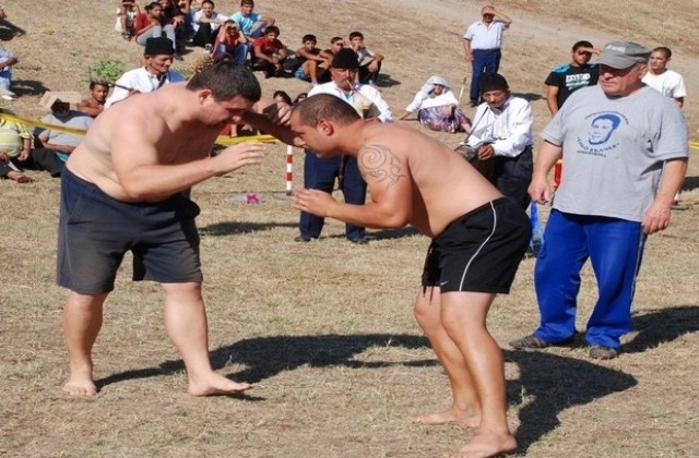 Събор и борби в Кермен