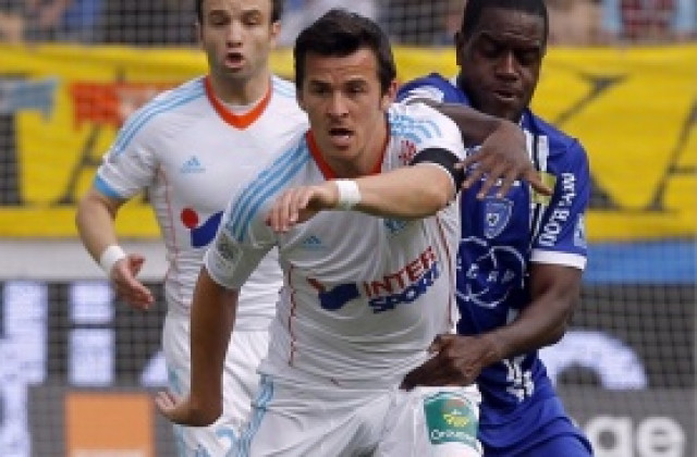 Бартън се размина само с условна санкция за обидите към Тиаго Силва