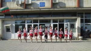 Голямо хоро се изви в Мартен за Гергьовден