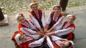 Наградиха призьорите във фолклорния събор в Кермен