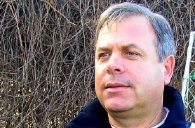 Стефан Генов: В моя отбор няма продажници, в настроение сме за Ботев