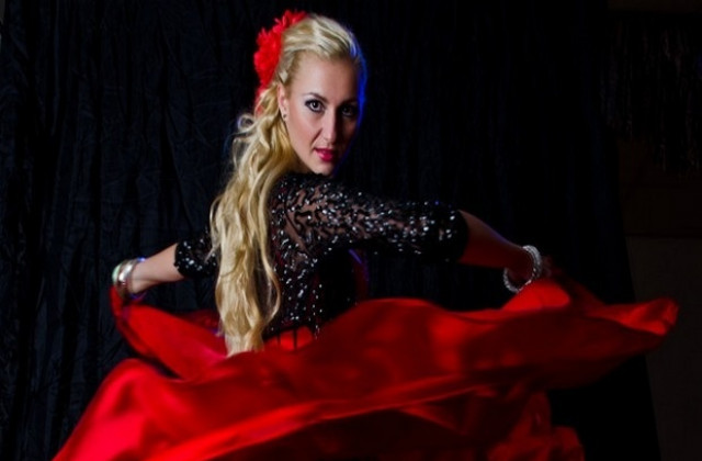 Коалиция за България закрива кампанията си в Сливен със спектакъл на Нешка Робева