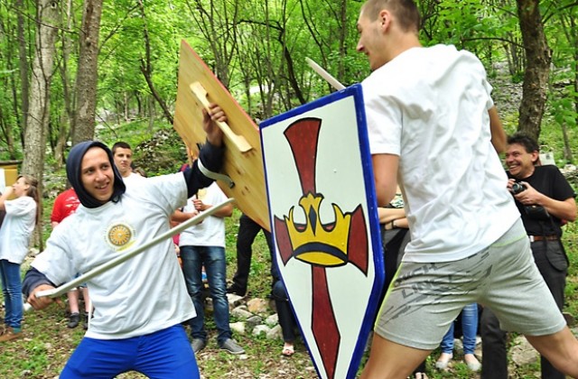 Бой с мечове при прохода „Вратцата