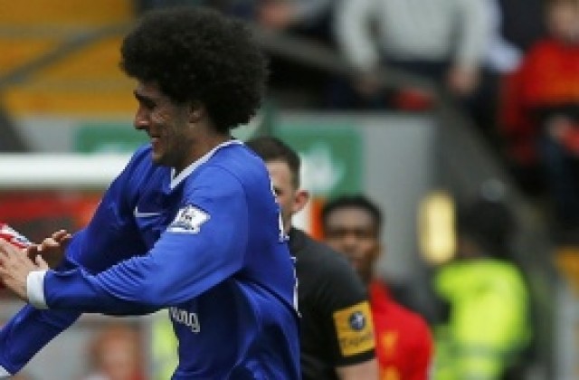 Фелаини и Бейнс ще последват Мойс в Юнайтед