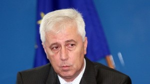Здравният министър Линейки има кадри не достигат
