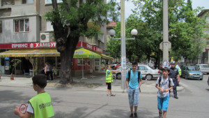 Ученици и пътни полицаи в съвместни патрули