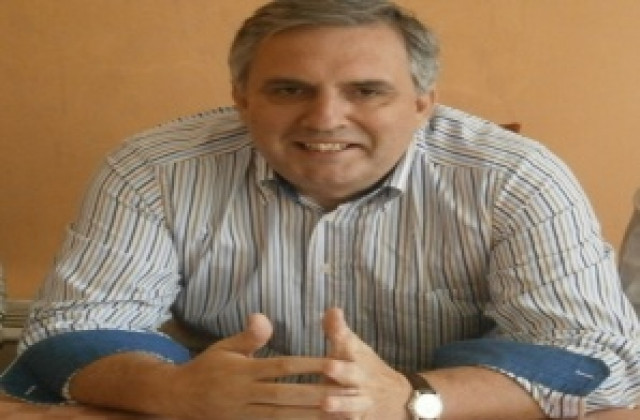 Ивайло Калфин: До края на годината можем да изгубим 1 млрд. евро от ЕФ