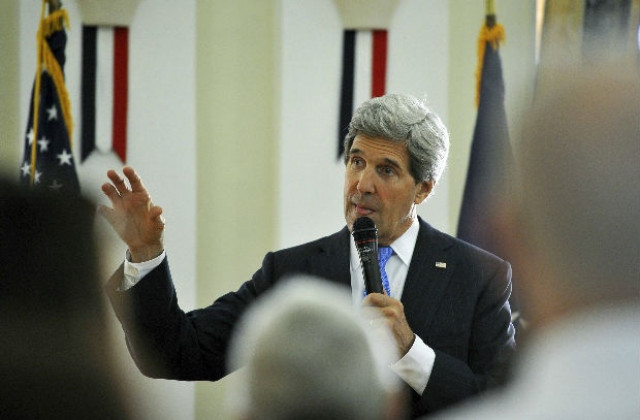 Асад не може да участва в преходно правителство в Сирия, категоричен е Джон Кери