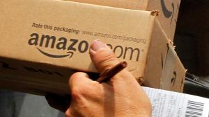 Amazon с 3D смартфон и още джаджи