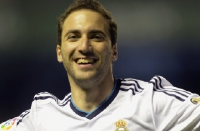 Sport.es: Арсенал договори Игуаин за 18,6 милиона паунда