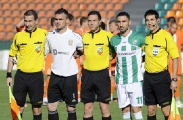 Две дузпи и автогол подгряха Берое за финала в Ловеч