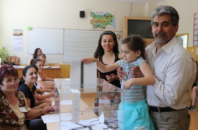 Милен Михов даде вот за по-добра България