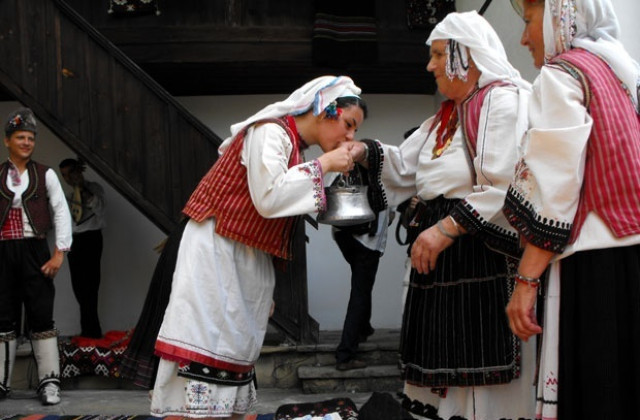 Квасят мляко в центъра на Русе