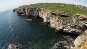 Кметът на Каварна спря строежа в резервата Яйлата