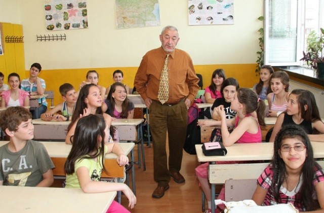 Четвъртокласници се явяват на матури