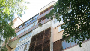 80годишна жена е обгазена при пожара в кв Дружба