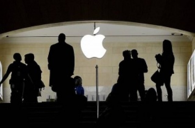 Американец получи 10 000 долара от Епъл