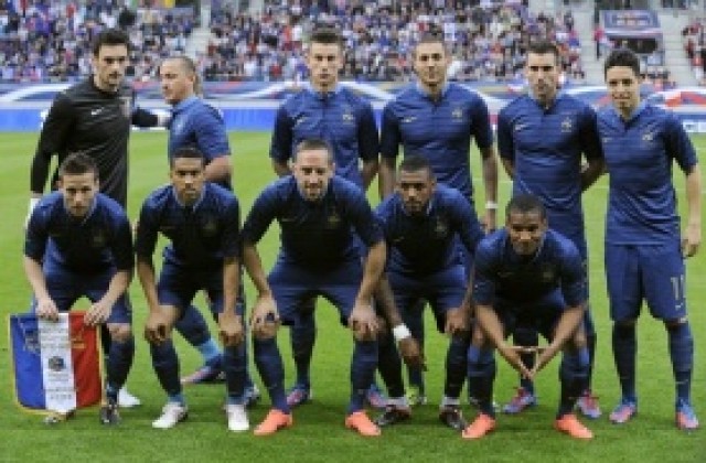 Дешан реабилитира Насри в националния отбор на Франция