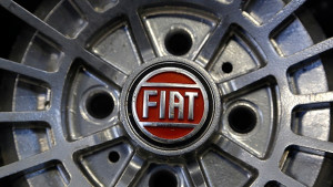 Фиат може би мести главния си офис в САЩ