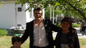 Жителите на Горна Крушица се събраха на общи трапези за