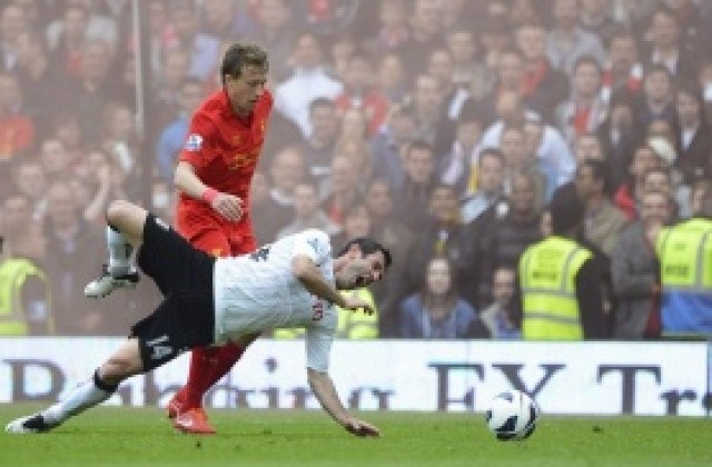 Карагунис се маха от Фулъм въпреки молбите на Йол