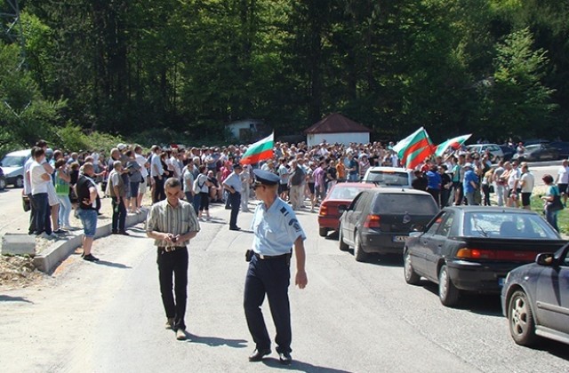 Организират втори протест на прохода „Петрохан”