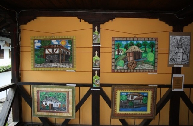 Обявиха победителите в конкурса за плашила и националния пленер за детска рисунка