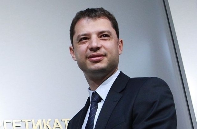 Бих приел министерско кресло със самочувствие, заяви Делян Добрев