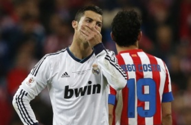 ВИДЕО: Моуриньо и Роналдо не си прибраха сребърните медали