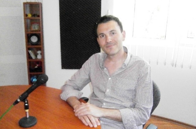 Диригентът Кръстин Настев е оптимист за симфоничното дело в България